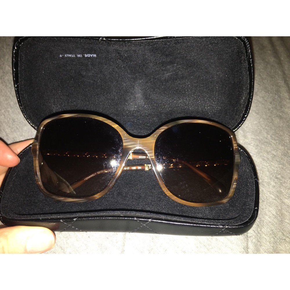 Chanel sunglasses barely worn! amazing condition